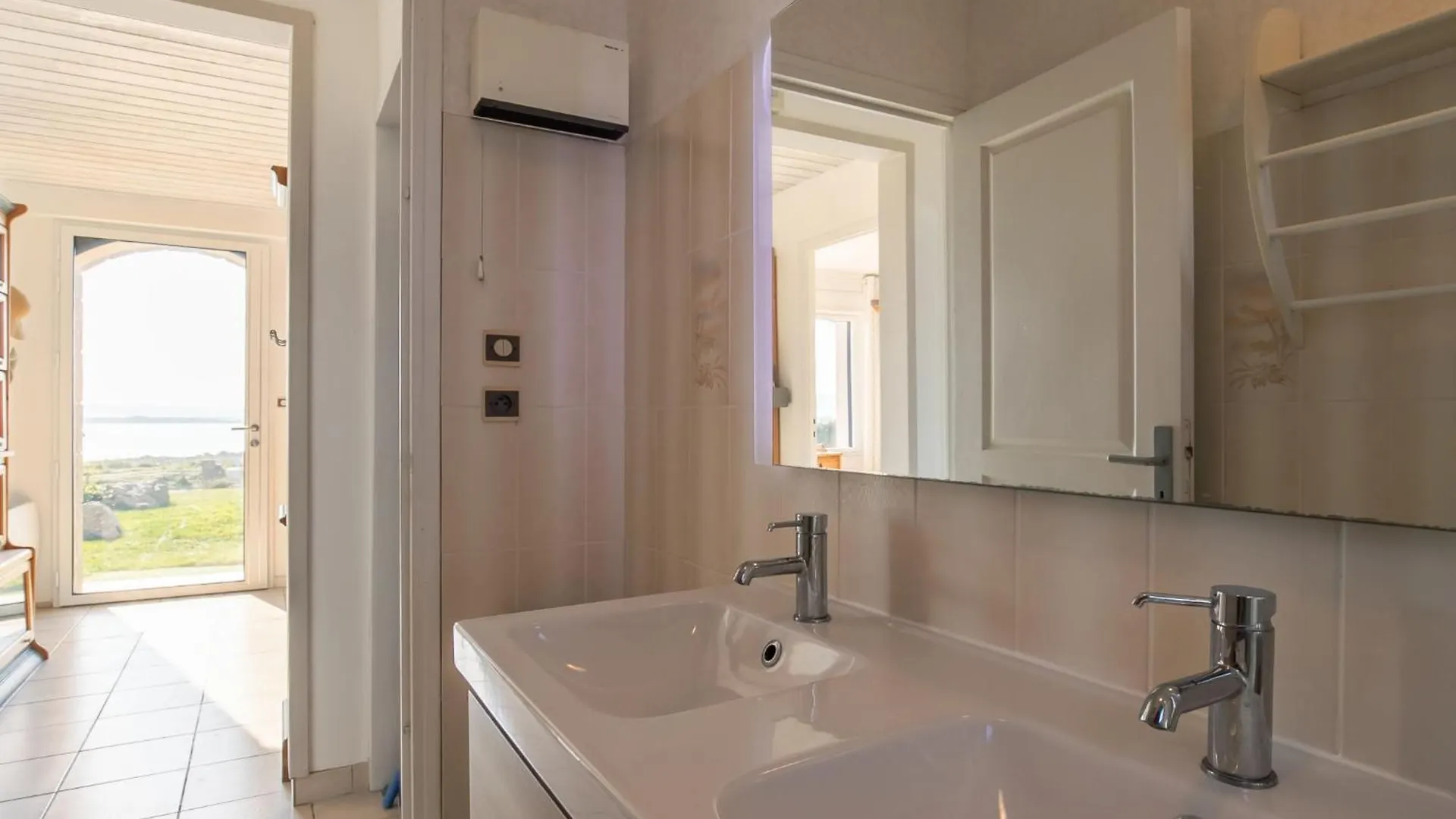 Apartment Le Fanal By Interhome Kerlouan